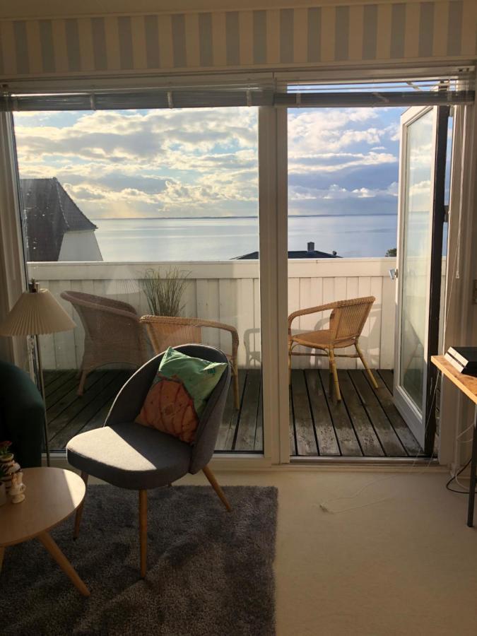 Dejligt Vaerelse Med Eget Bad Og Havudsigt Apartment Assens Ngoại thất bức ảnh