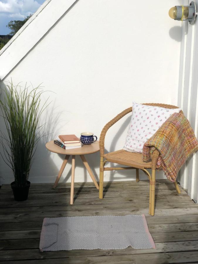 Dejligt Vaerelse Med Eget Bad Og Havudsigt Apartment Assens Ngoại thất bức ảnh